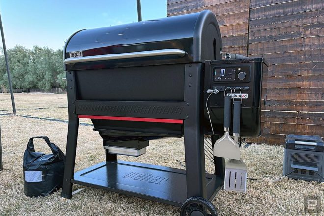 Weber reveals its more affordable, more versatile Searwood smart grill at CES 2024