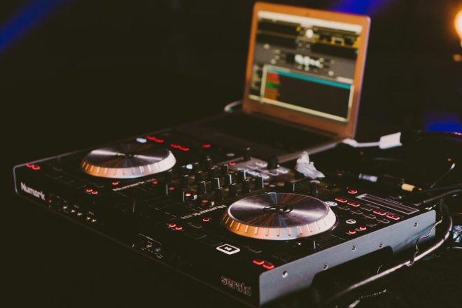 Record labels will start reaching into the pockets of Twitch DJs