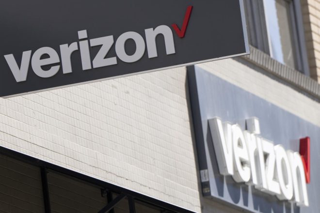Verizon will pay a $1 million fine to settle a 911 outage investigation